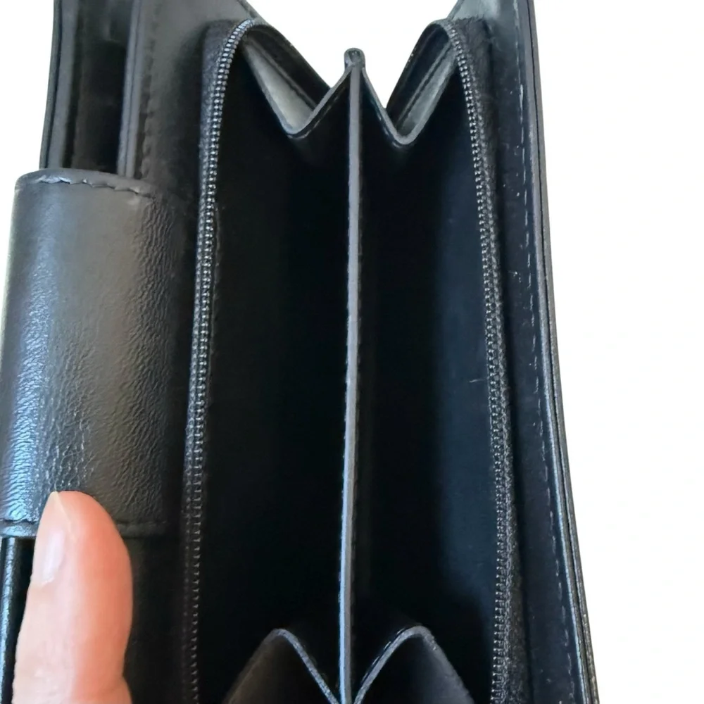 CHANEL Boy L-Zip Pocket Wallet Quilted Lambskin Leather Black